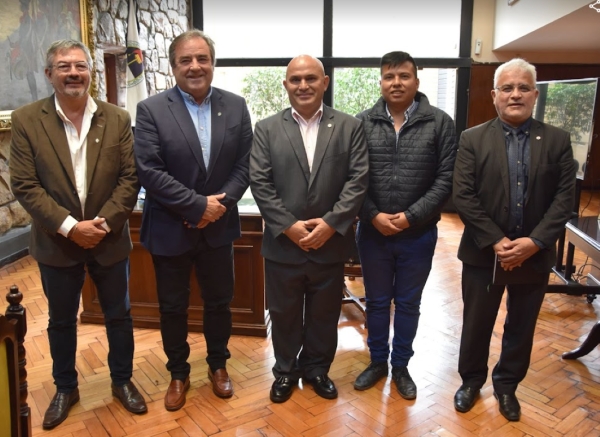 Bernis recibi&oacute; al c&oacute;nsul de la Rep&uacute;blica de Paraguay