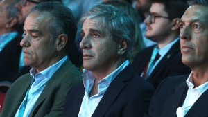 El riesgo pa&iacute;s se acerca a los 1.000 puntos por la decisi&oacute;n de Econom&iacute;a de quemar d&oacute;lares