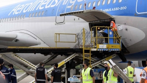 Otro vuelo a Mosc&uacute; para traer m&aacute;s vacunas