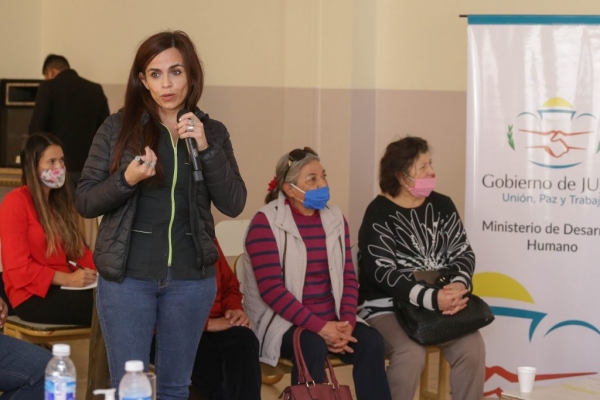 "El colectivo m&aacute;s vulnerable se llama adultos mayores"