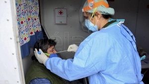 Reportaron 51.778 contagios de coronavirus en el pa&iacute;s, un 19% m&aacute;s que la semana pasada
