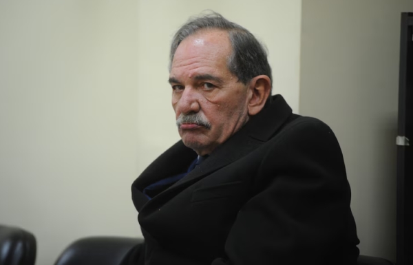 La Justicia le otorg&oacute; la prisi&oacute;n domiciliaria a Jos&eacute; Alperovich