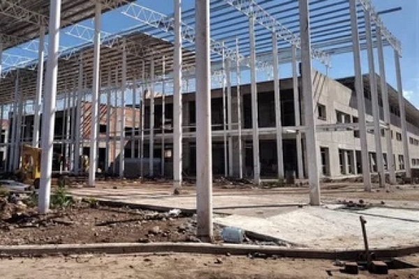 Obras del nuevo hospital Or&iacute;as, con m&aacute;s de 60% de avance