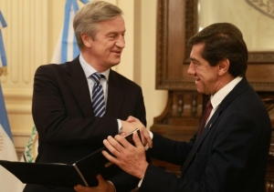 Sadir recibió a embajador de la Unión Europea y al jefe de misión de Emiratos Árabes