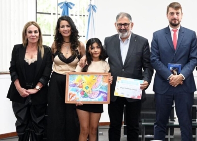 Esc.&ldquo;Marina Vilte&rdquo;. Menci&oacute;n especial desde Jap&oacute;n para una alumna
