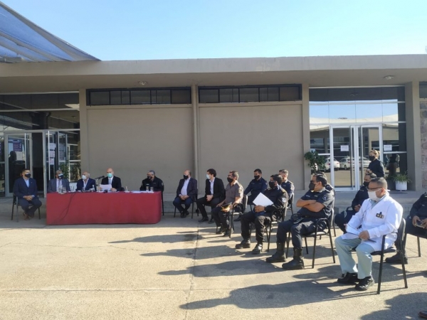 Ascienden a 2.051 Polic&iacute;as