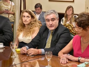 Pymes y empresarios autoconvocados llamar&aacute;n a un cacerolazo contra el paro de la CGT