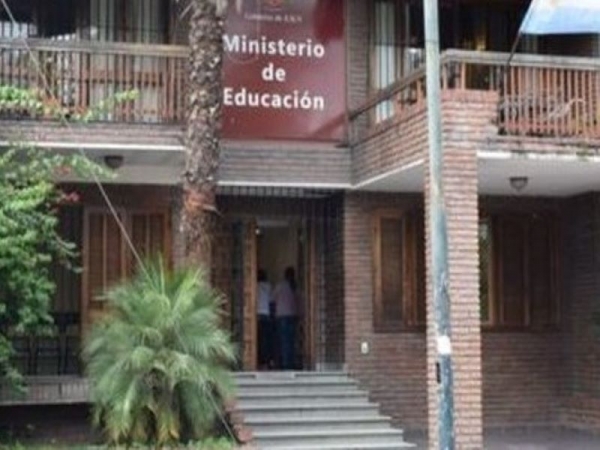 Agentes de Educaci&oacute;n pasar&aacute;n a planta permanente