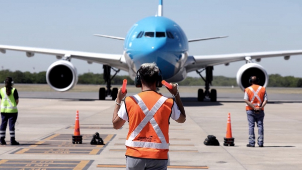 Regresa a la Argentina el tercer vuelo con vacunas Sputnik V