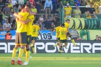 Defensa le gan&oacute; a Estudiantes y se acerca a los playoffs&nbsp;