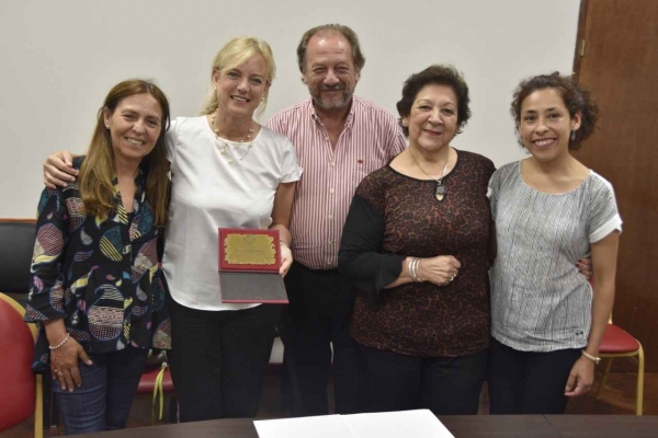 KAREN HALLBERG RECONOCIDA COMO CIUDADANA ILUSTRE POR LA LEGISLATURA