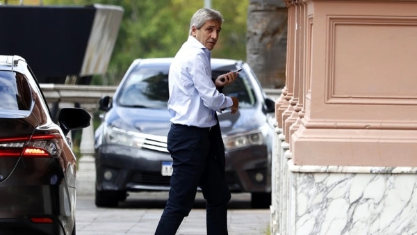 Caputo tiene que pagar este viernes el fallo en favor de las universidades y entra en d&eacute;ficit