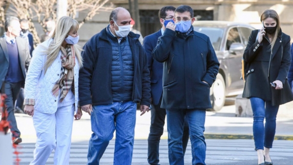 Pol&eacute;mico cierre de l&iacute;mites en Tucum&aacute;n, pero por ley  p