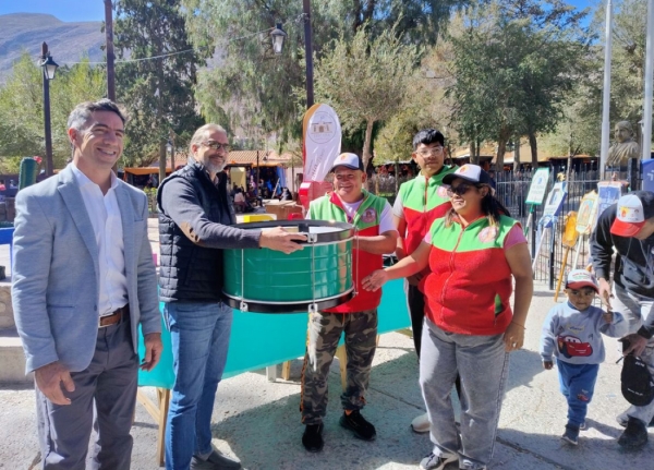 Reconocen a bandas de sikuris por su compromiso ambiental