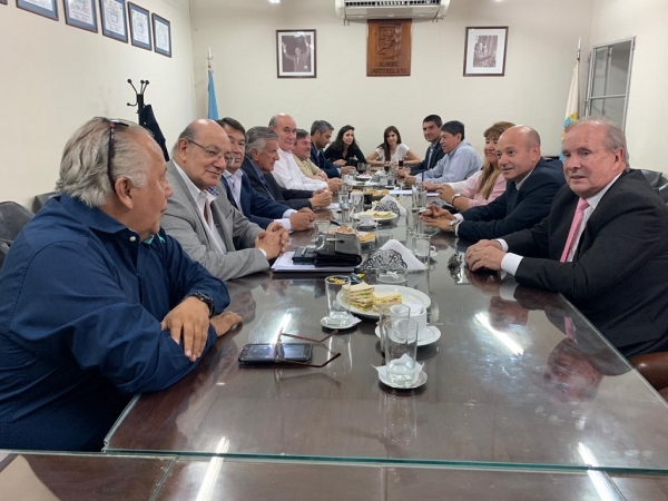 &ldquo;VAMOS A ABRIRLE LA PUERTA DEL PARTIDO A TODOS, MENOS A LOS QUE FORMARON PARTE DE CAMBIEMOS&rdquo;