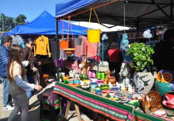 Invitan a recorrer el Paseo Yrigoyen y los mercados renovados