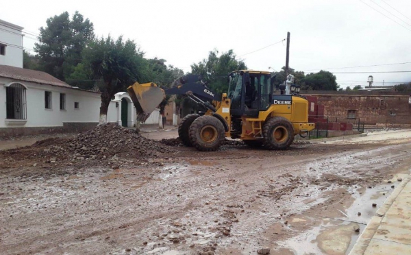 Vialidad presente en puntos afectados por las lluvias