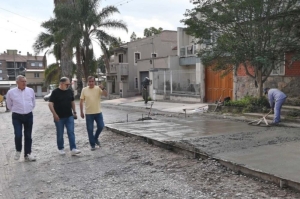 Avanzan las obras de pavimentación en Huaico