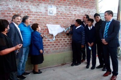 Descubrimiento de placa en honor al cabo H&eacute;ctor Rub&eacute;n Oviedo