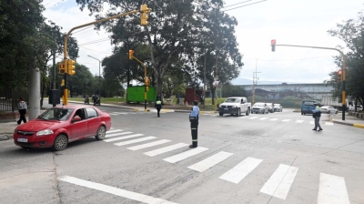 Nueva semaforizaci&oacute;n para una esquina clave en el barrio General Arias