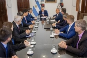 Empresa china, interesada en fabricar en Jujuy insumos para la producci&oacute;n de carbonato de litio