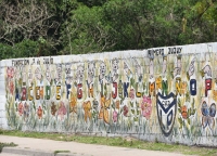 Mural inclusivo en club de Los Perales