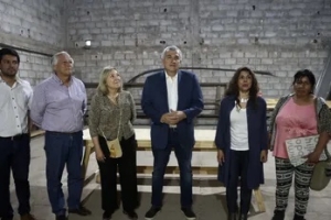 Morales expuso proyectos de obras para el barrio Juan Pablo II de Perico