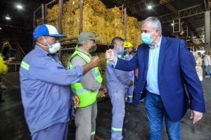 Morales reafirm&oacute; el compromiso con el sector tabacalero