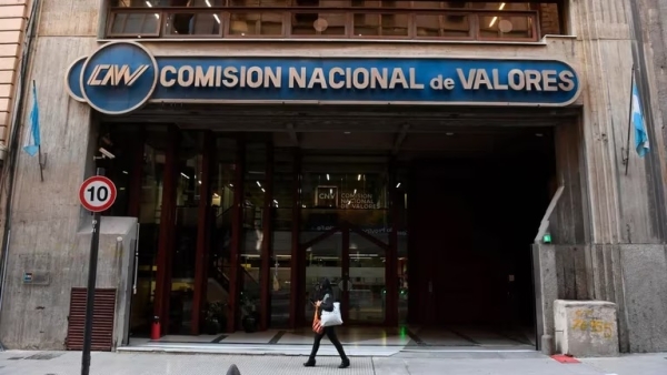 El Gobierno anunci&oacute; m&aacute;s controles al d&oacute;lar para evitar maniobras con los bonos en moneda extranjera