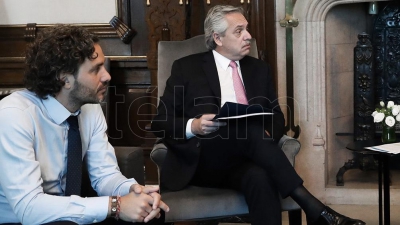 Fernandez analiz&oacute; con Cafiero, Massa y M&aacute;ximo Kirchner la vacunaci&oacute;n y el calendario electoral 2021