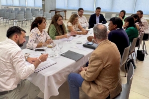 Garantizan mejores condiciones de traslado de docentes rurales