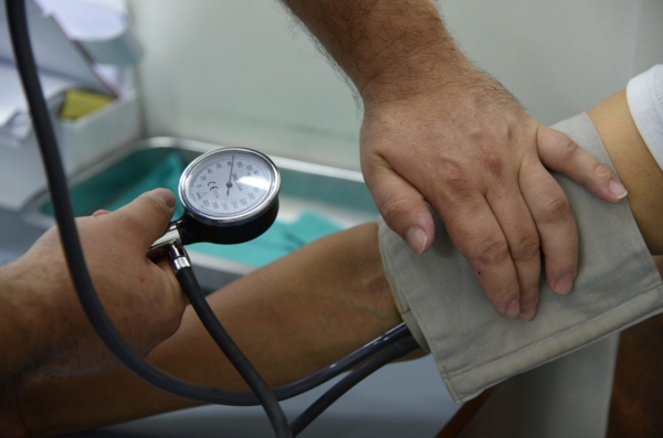 ADOPTAR H&Aacute;BITOS SALUDABLES AYUDA A PREVENIR UN ACV