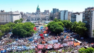La CGT pidi&oacute; a los legisladoresa que "miren al pueblo y no traicionen a los trabajadores"