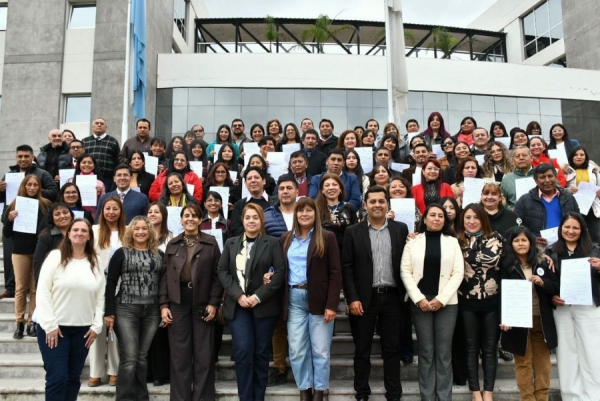 Titularizaron 110 docentes de nivel secundario