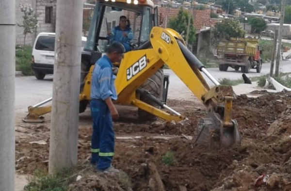 Rotura de acueducto en Huaico produce cortes de servicios en Capital