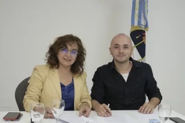Firma de convenio para impulsar la educaci&oacute;n audiovisual en Jujuy