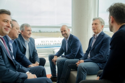 MACRI Y MORALES INAUGURARON LA PRIMERA ETAPA DEL NUEVO AEROPUERTO