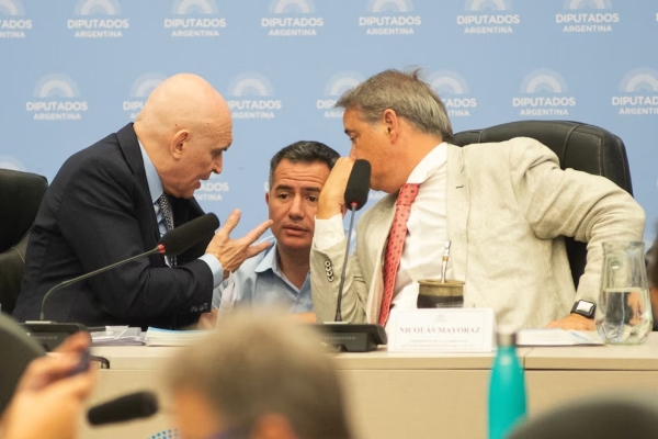 Los gobernadores peronistas destrabaron el dictamen y Diputados debatir&aacute; el jueves la suspensi&oacute;n de las PASO