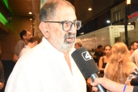 &ldquo;Debemos apoyar a este juje&ntilde;o que viene a dar vuelta al pa&iacute;s&rdquo;