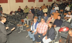 Inici&oacute; ciclo de capacitaci&oacute;n de maquinaria pesada