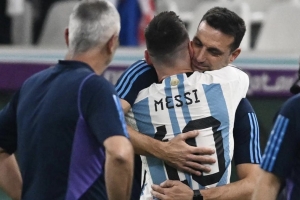 Scaloni: "Messi es el mejor de la historia, parece que lo decimos porque es argentino pero no hay dudas"