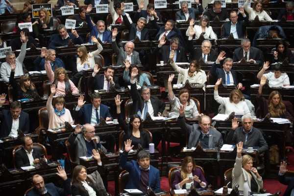 En medio de la crisis en el Garrahan, la oposici&oacute;n aprob&oacute; en Diputados la declaraci&oacute;n de emergencia en pediatr&iacute;a