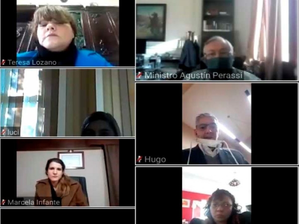 Capacitaron a empleados de Ministerio de Gobierno