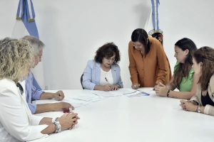 Se firm&oacute; el contrato para remodelar y ampliar la Escuela N&deg;338 de El Piquete
