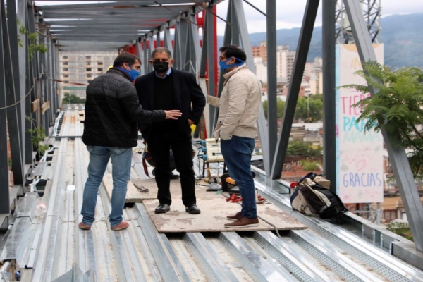 Reinicio de obra p&uacute;blico y del Ascensor Urbano