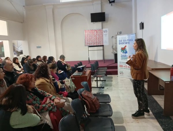 INPROJUY capacit&oacute; a personal de Municipio capitalino