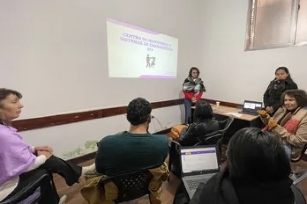 Formaci&oacute;n para operadores del call center de la l&iacute;nea 0800