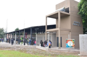 Inauguraron una escuela secundaria rural