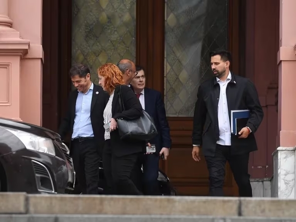 Gobernadores del PJ rechazaron la idea de Milei de revertir el Impuesto a las Ganancias: &ldquo;No ser&iacute;a el camino adecuado&rdquo;