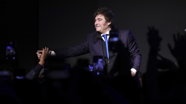 Milei viaja a Las Vegas para ver a F&aacute;tima y buscar&aacute; una bilateral con Trump